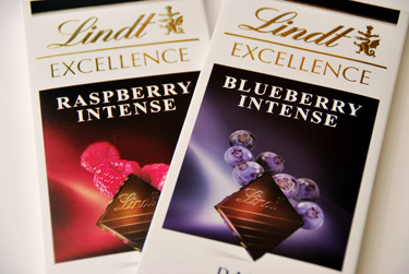 Lindt Excellence Blueberry Intense