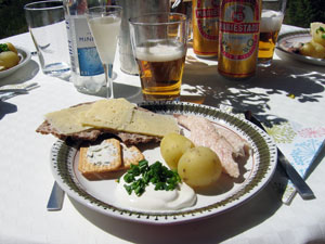 Midsommarlunch